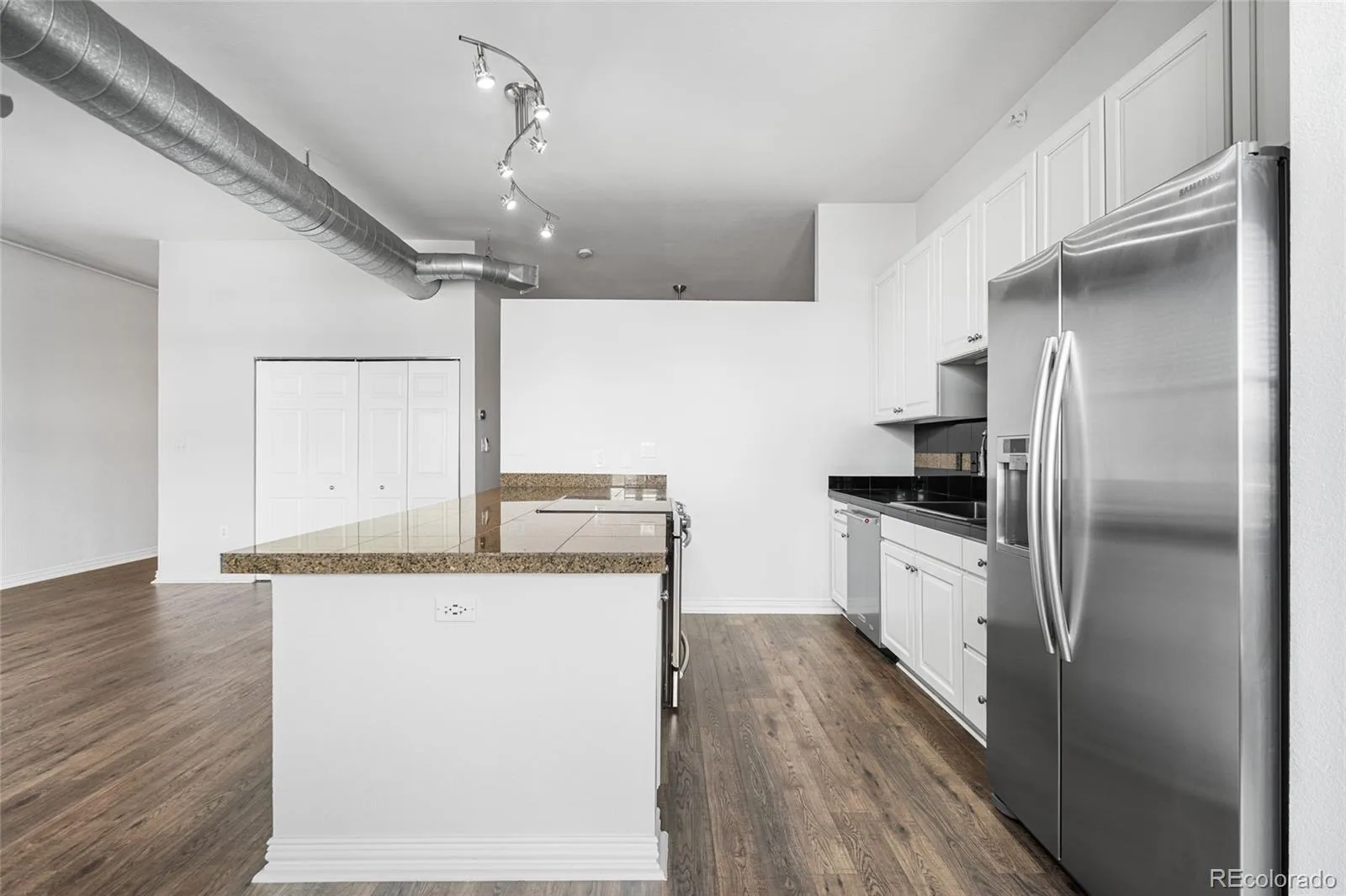 277 N Broadway #206 Denver CO 80203 | MLS #REC1538252 08172026175524 1600 14