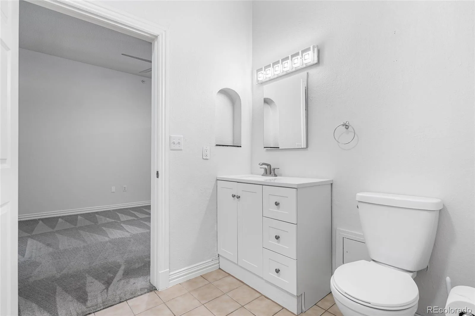 277 N Broadway #206 Denver CO 80203 | MLS #REC1538252 08172026175524 1600 23