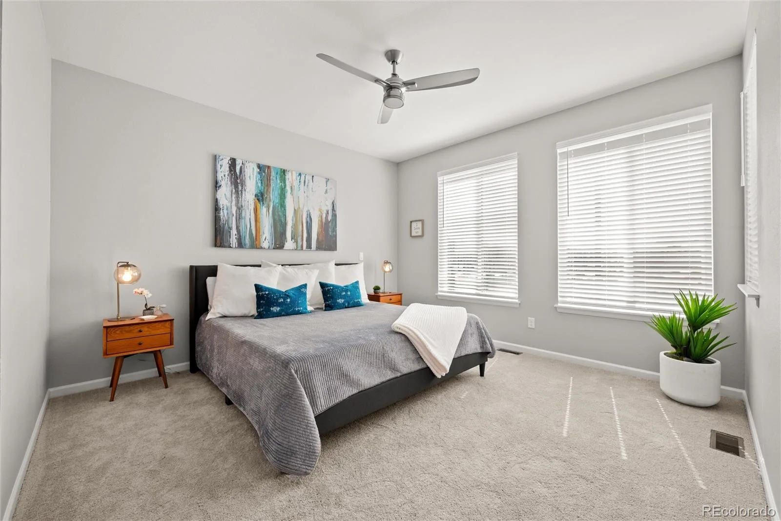5381 E 63rd Place Commerce City CO 80022 | MLS #REC1538496 06032026183417 1600 20