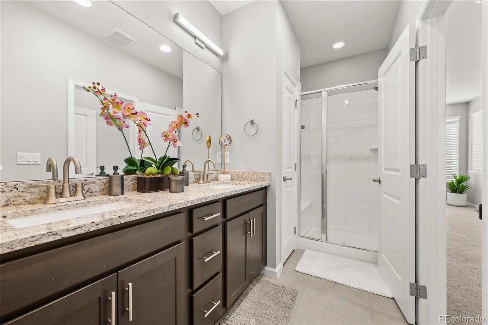 5381 E 63rd Place Commerce City CO 80022 | MLS #REC1538496 06032026183417 1600 21