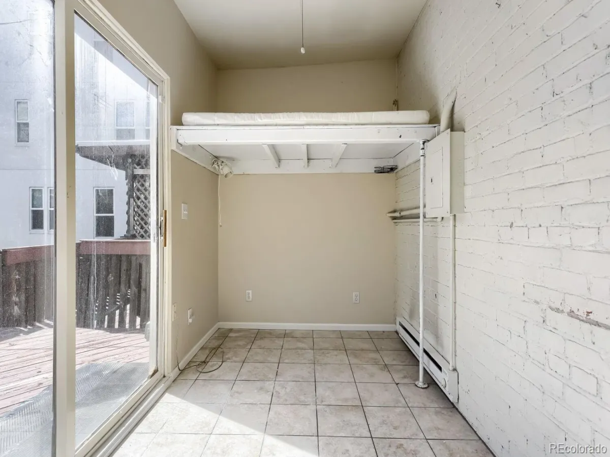 1746 N Franklin Street #4 Denver CO 80218 MLS #REC1540051 05152026193525 1200 17