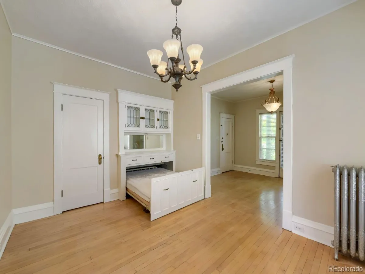 1746 N Franklin Street #4 Denver CO 80218 MLS #REC1540051 05152026193525 1200 7