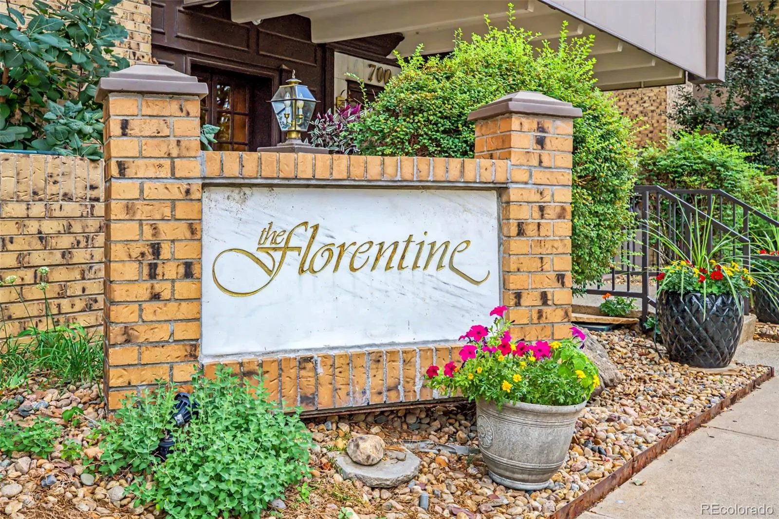 700 N Washington Street #202 Denver CO 80203 | MLS #REC1542167 10172026011222 1600 27