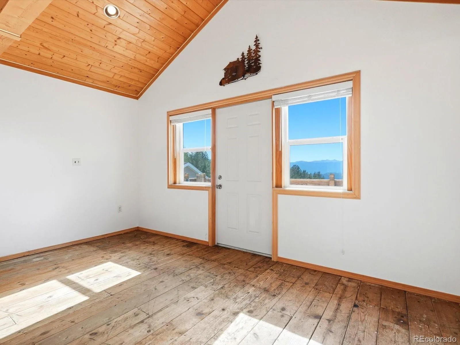 200 Raptor Point Road Golden CO 80403 | MLS #REC1543008 08232026201451 1600 10