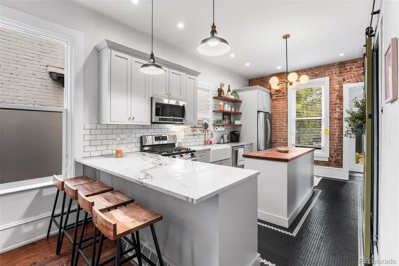 10302025164630 1600 12