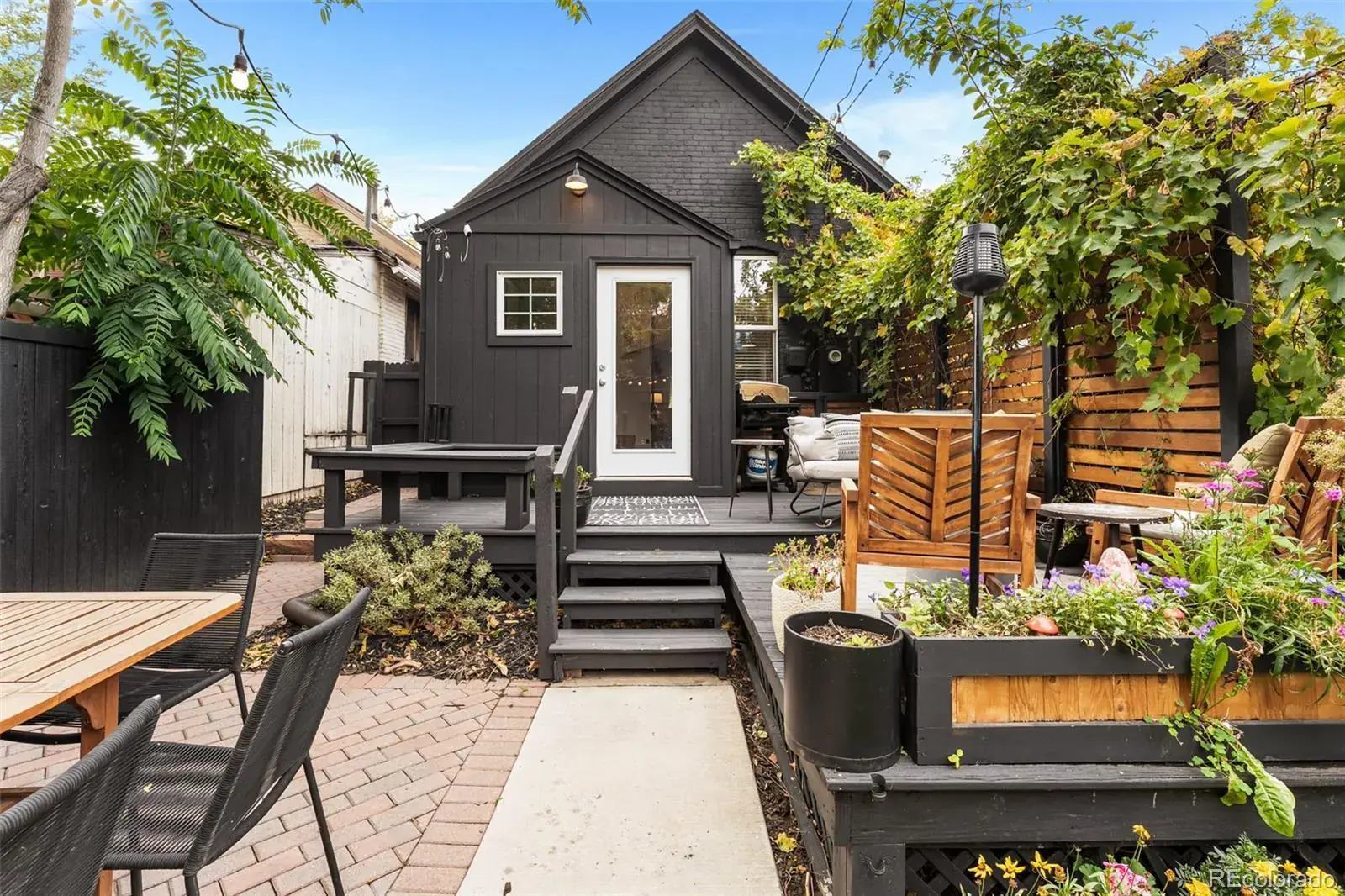 10302025164630 1600 2