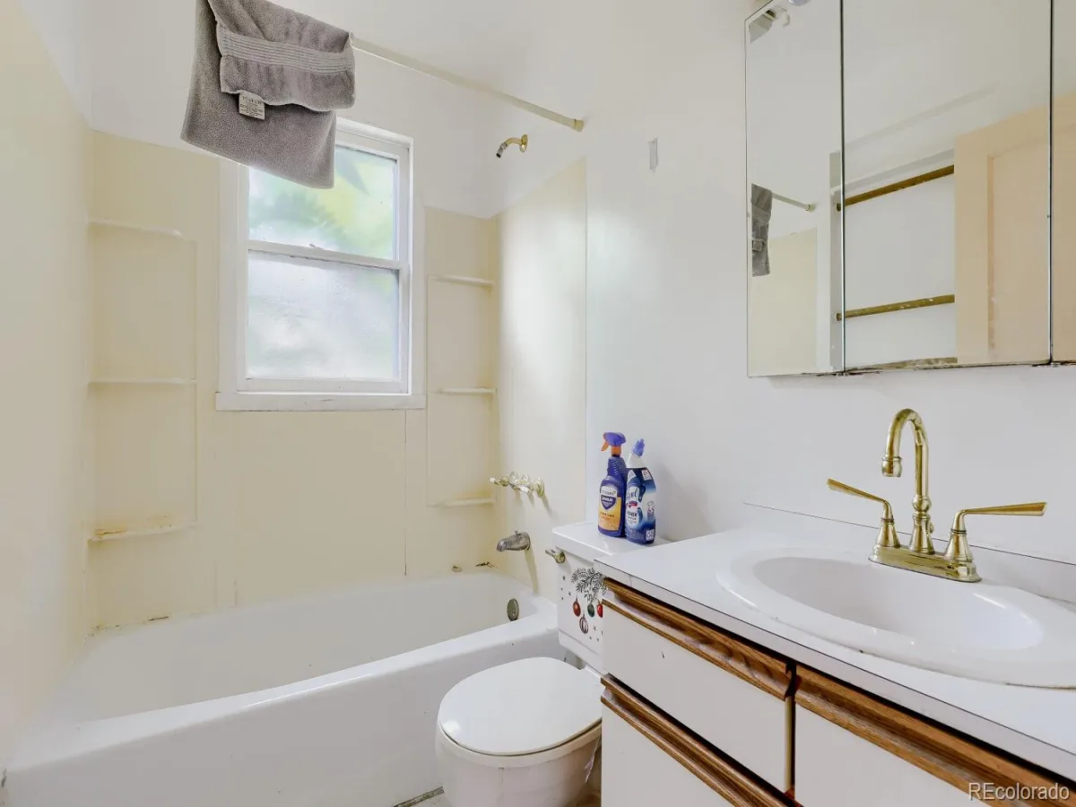 4525 E 19th Avenue Denver CO 80220 | MLS #REC1543942 10012026205735 1200 7