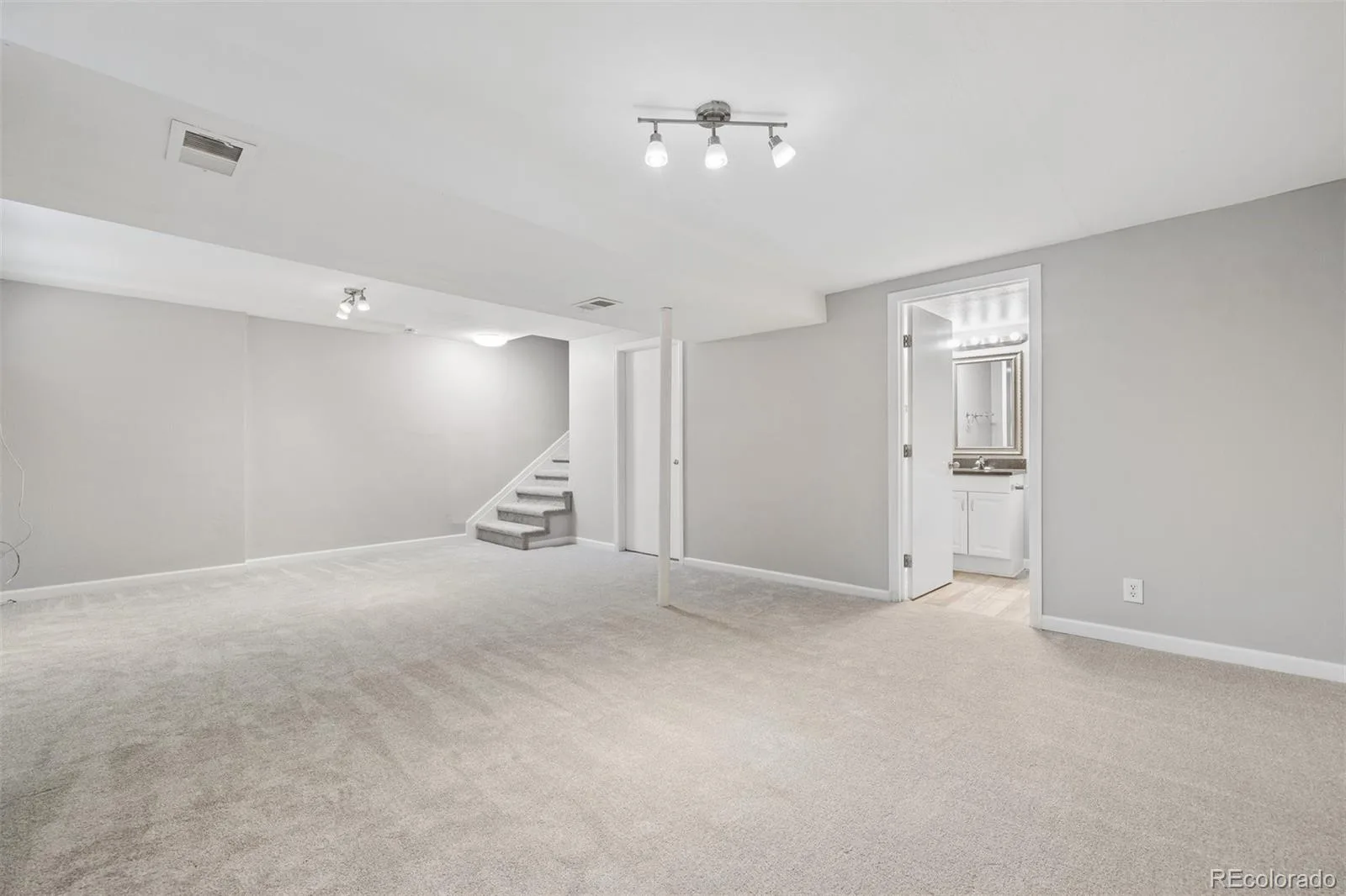 1145 S Oneida Street #D Denver CO 80224 MLS #REC1546798 07112026132149 1600 10