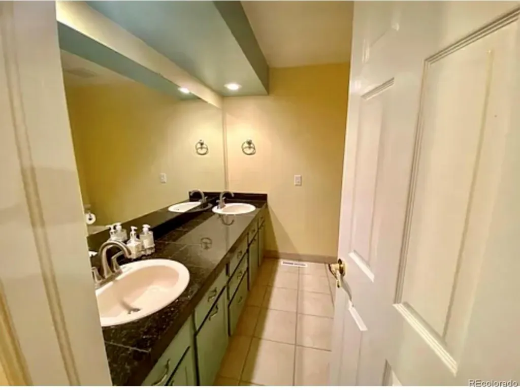 3750 E Kettle Avenue Centennial CO 80122 MLS #REC1546863 04242026143726 1024 17