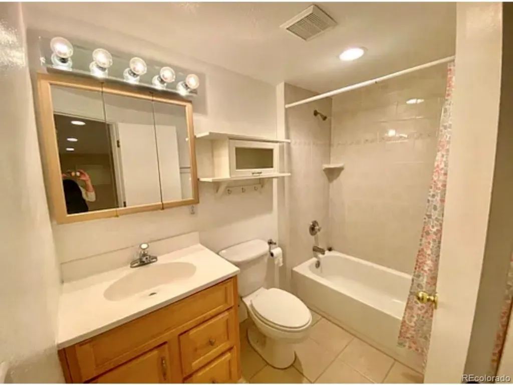 3750 E Kettle Avenue Centennial CO 80122 MLS #REC1546863 04242026143726 1024 32