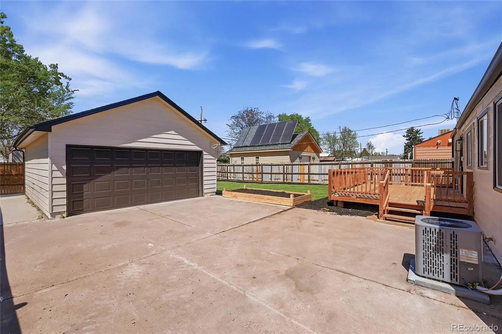 04172026162421 1600 16