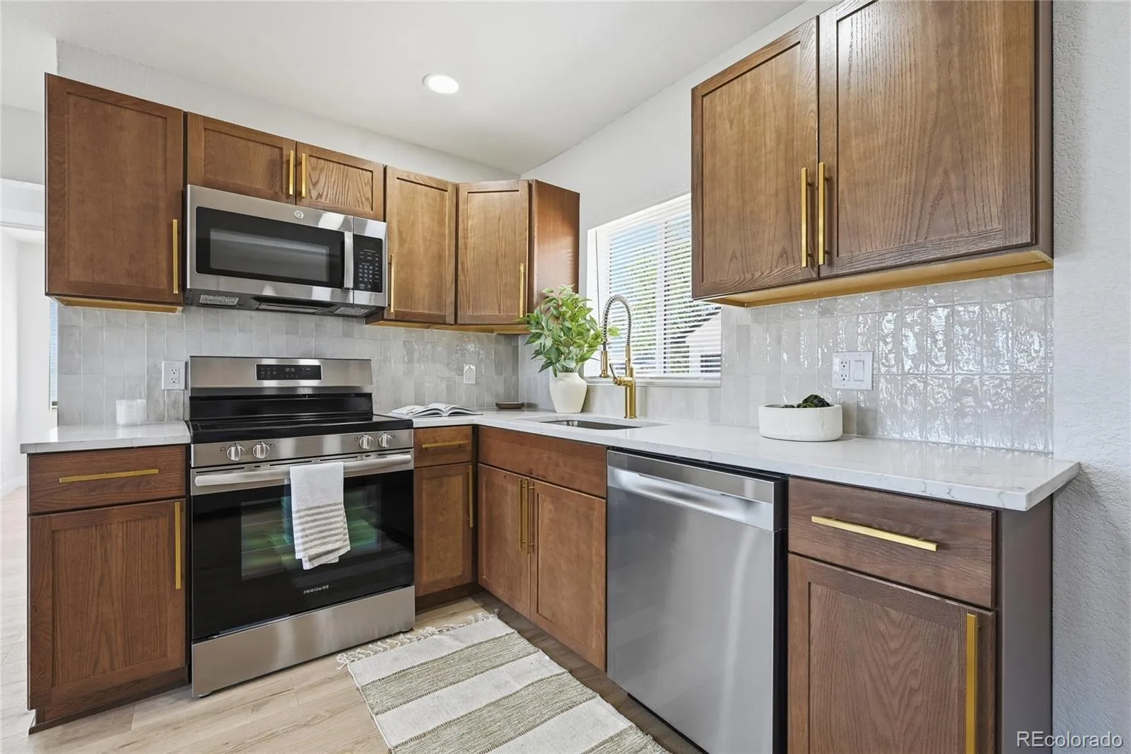 04172026162421 1600 6