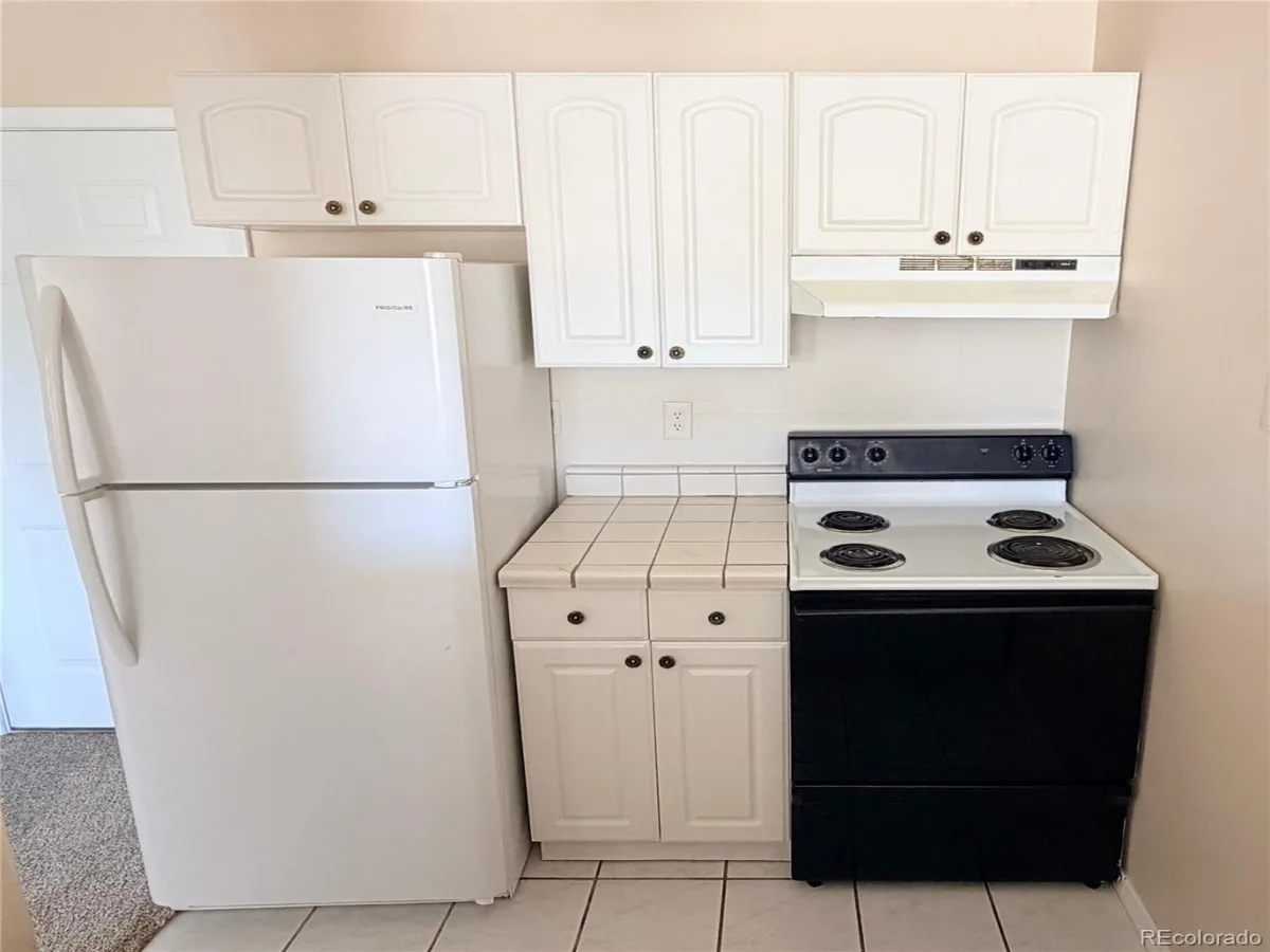 1064 Chambers Court #207 Aurora CO 80011 | MLS #REC1550389 06092026074706 1200 8