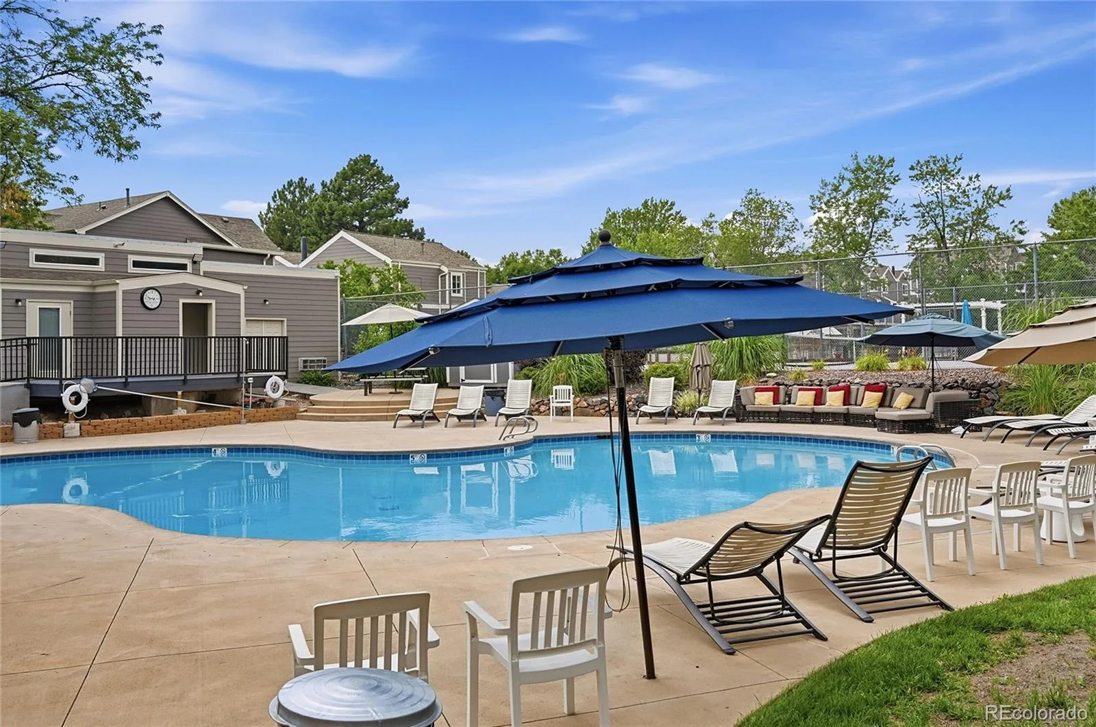 6855 W 84th Way #32 Arvada CO 80003 | MLS #REC1550986 08232026002234 1600 23