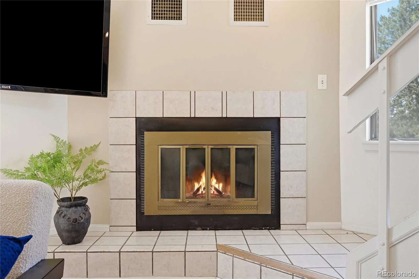 6855 W 84th Way #32 Arvada CO 80003 | MLS #REC1550986 08232026002234 1600 9