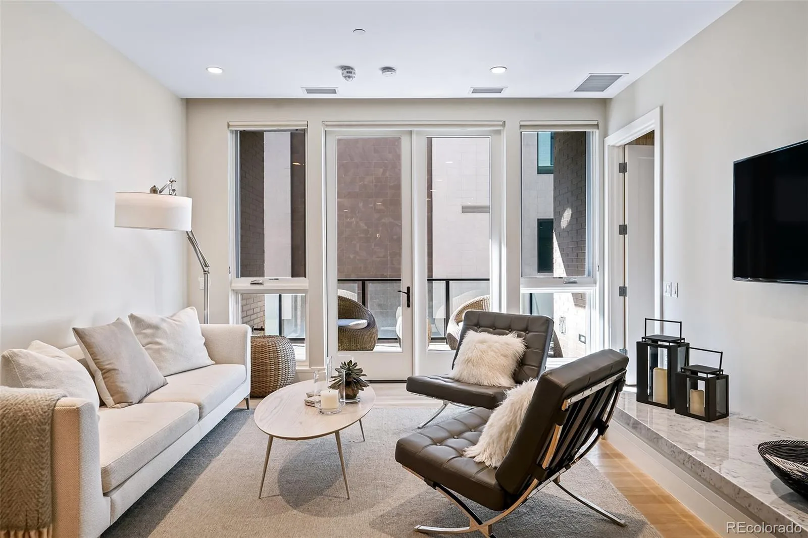 250 Columbine Street #307 Denver CO 80206 | MLS #REC1554466 09022026224647 1600 2
