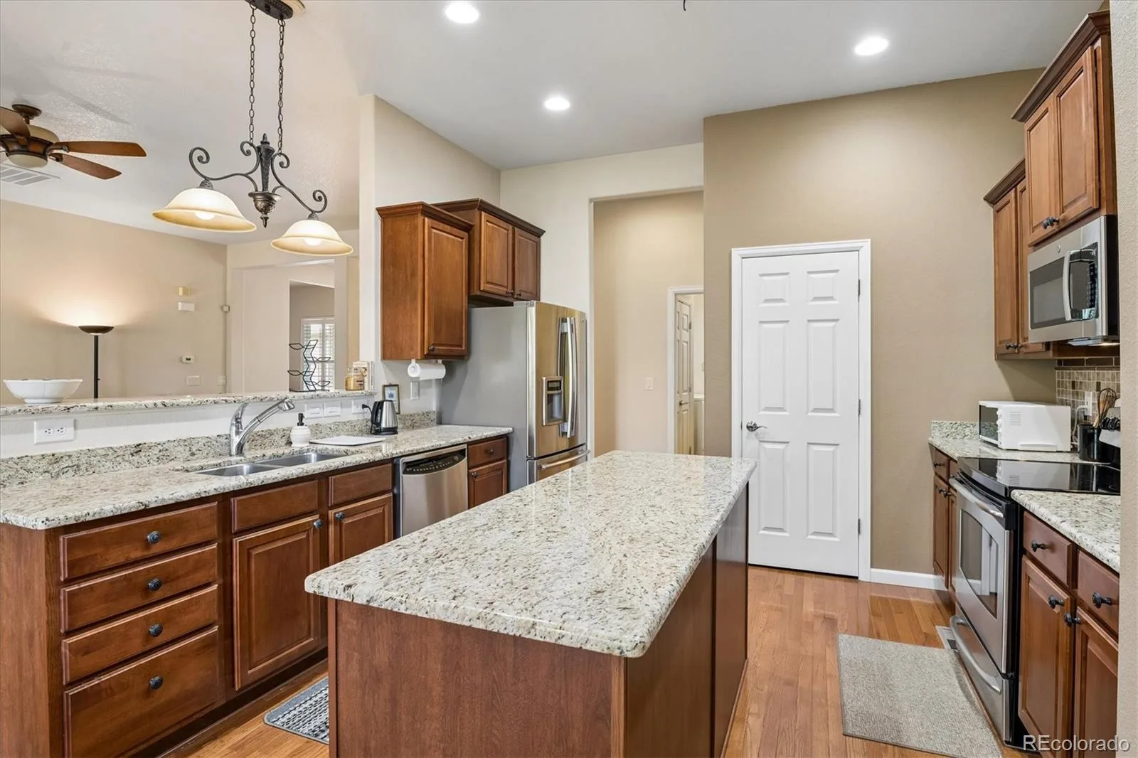4943 Democrat Drive Broomfield CO 80023 | MLS #REC1554970 07072026172844 1600 14
