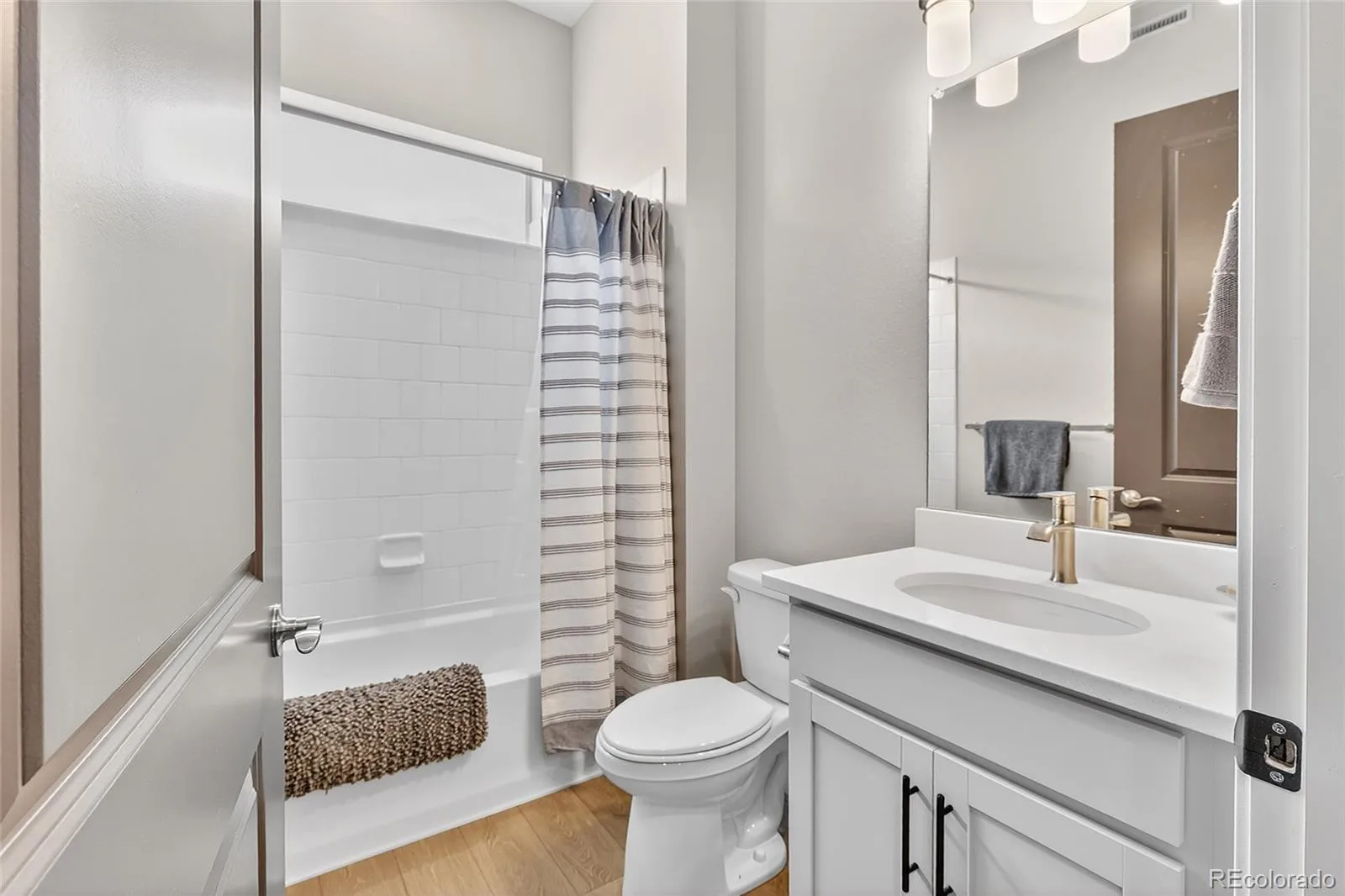 8548 S Quatar Street Aurora CO 80016 | MLS #REC1556327 06022026205822 1600 14