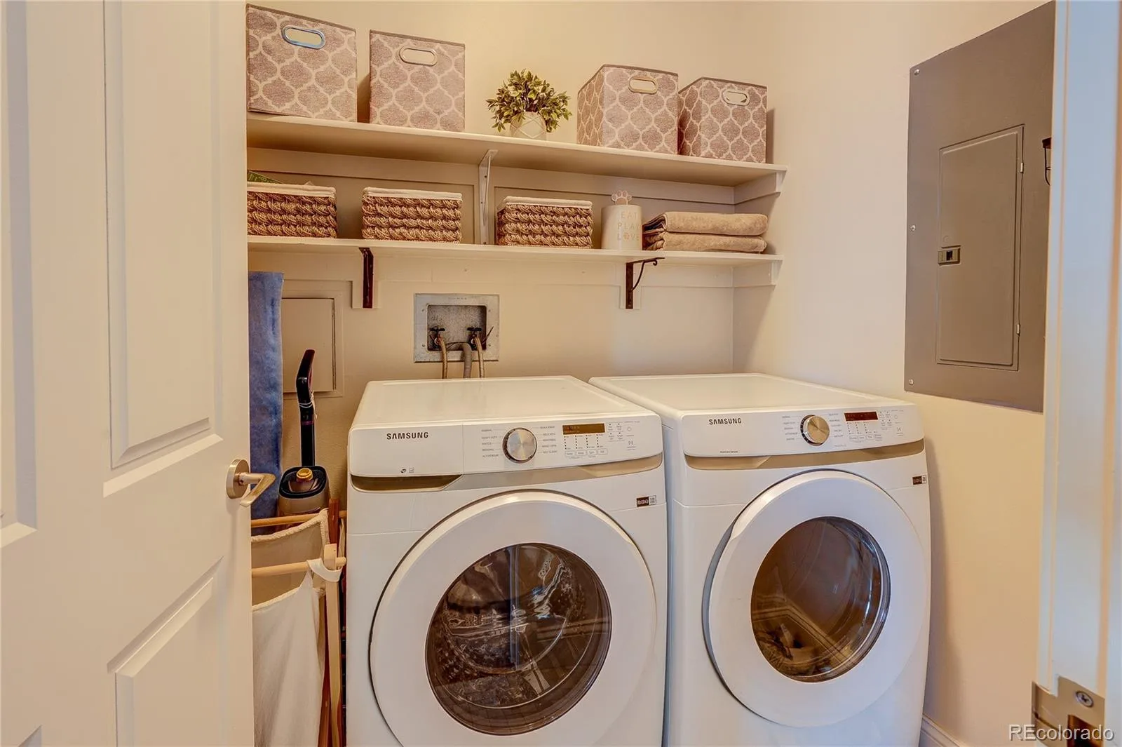 8100 E Union Avenue #1806 Denver CO 80237 | MLS #REC1557246 08042026185535 1600 24