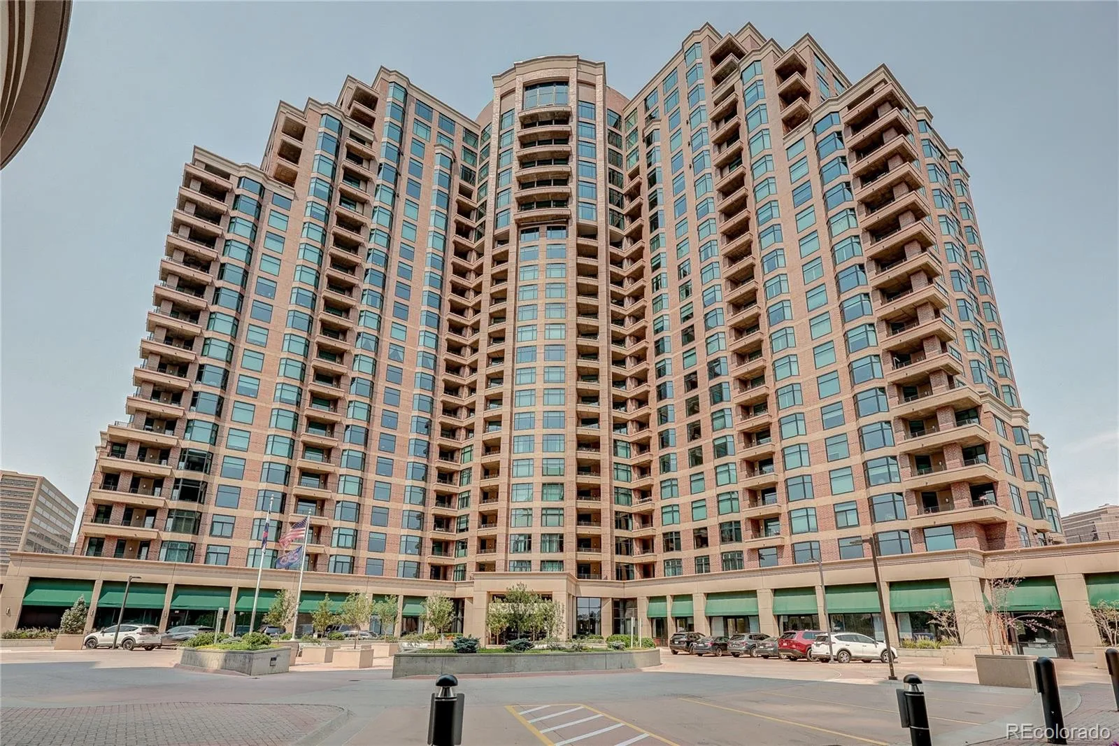 8100 E Union Avenue #1806 Denver CO 80237 | MLS #REC1557246 08042026185535 1600 26