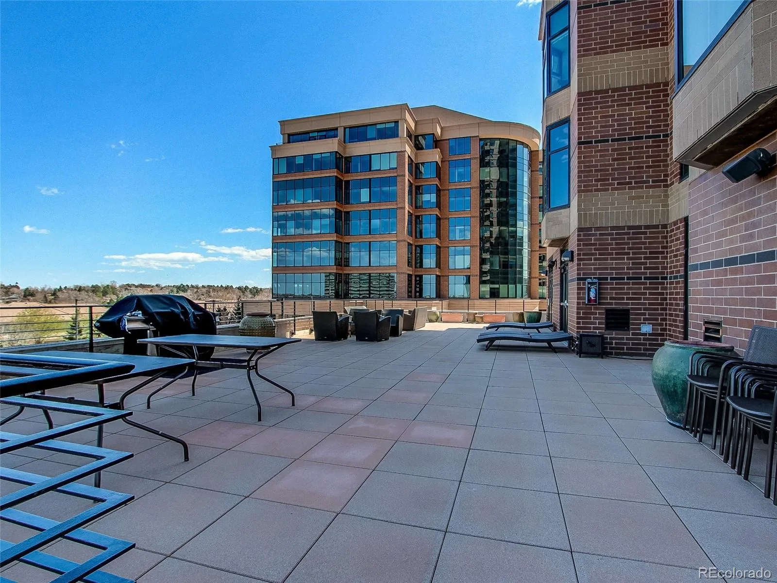 8100 E Union Avenue #1806 Denver CO 80237 | MLS #REC1557246 08042026185535 1600 33