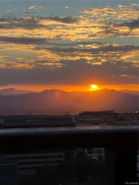 8100 E Union Avenue #1806 Denver CO 80237 | MLS #REC1557246 08042026185535 800 37