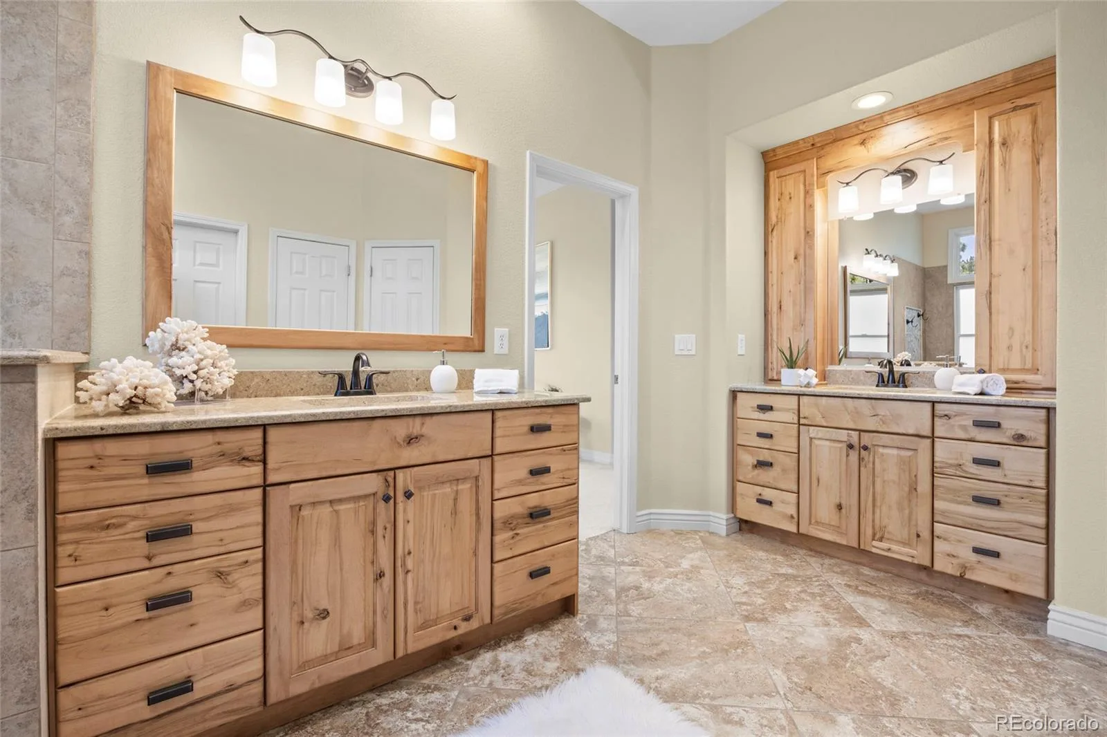7018 Forest Ridge Circle Castle Pines CO 80108 MLS #REC1558276 06182026193653 1600 24