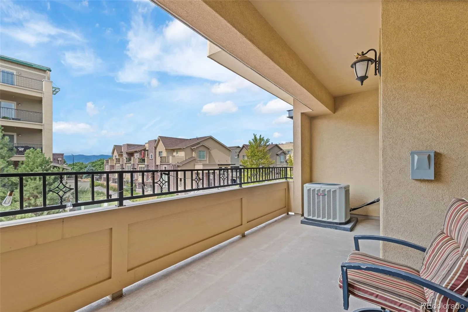 9499 Rockhurst Street #C Littleton CO 80129 | MLS #REC1561341 07282026211732 1600 19