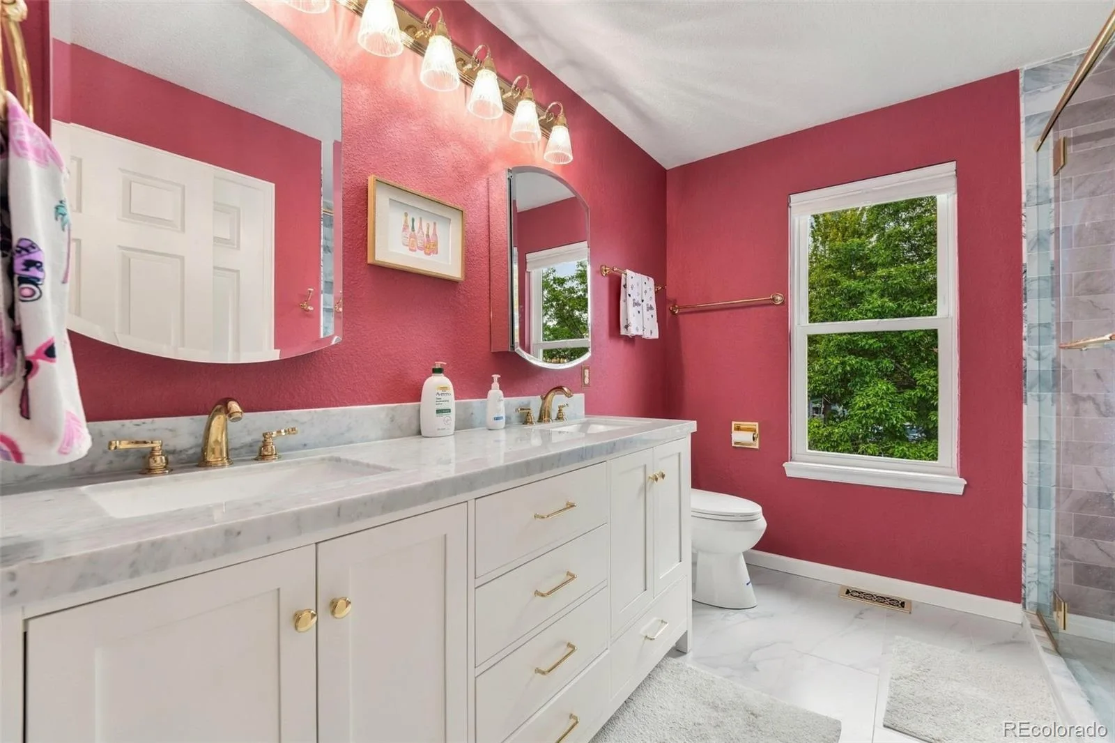 5643 S Ventura Court Centennial CO 80015 | MLS #REC1562167 10142026185027 1600 26