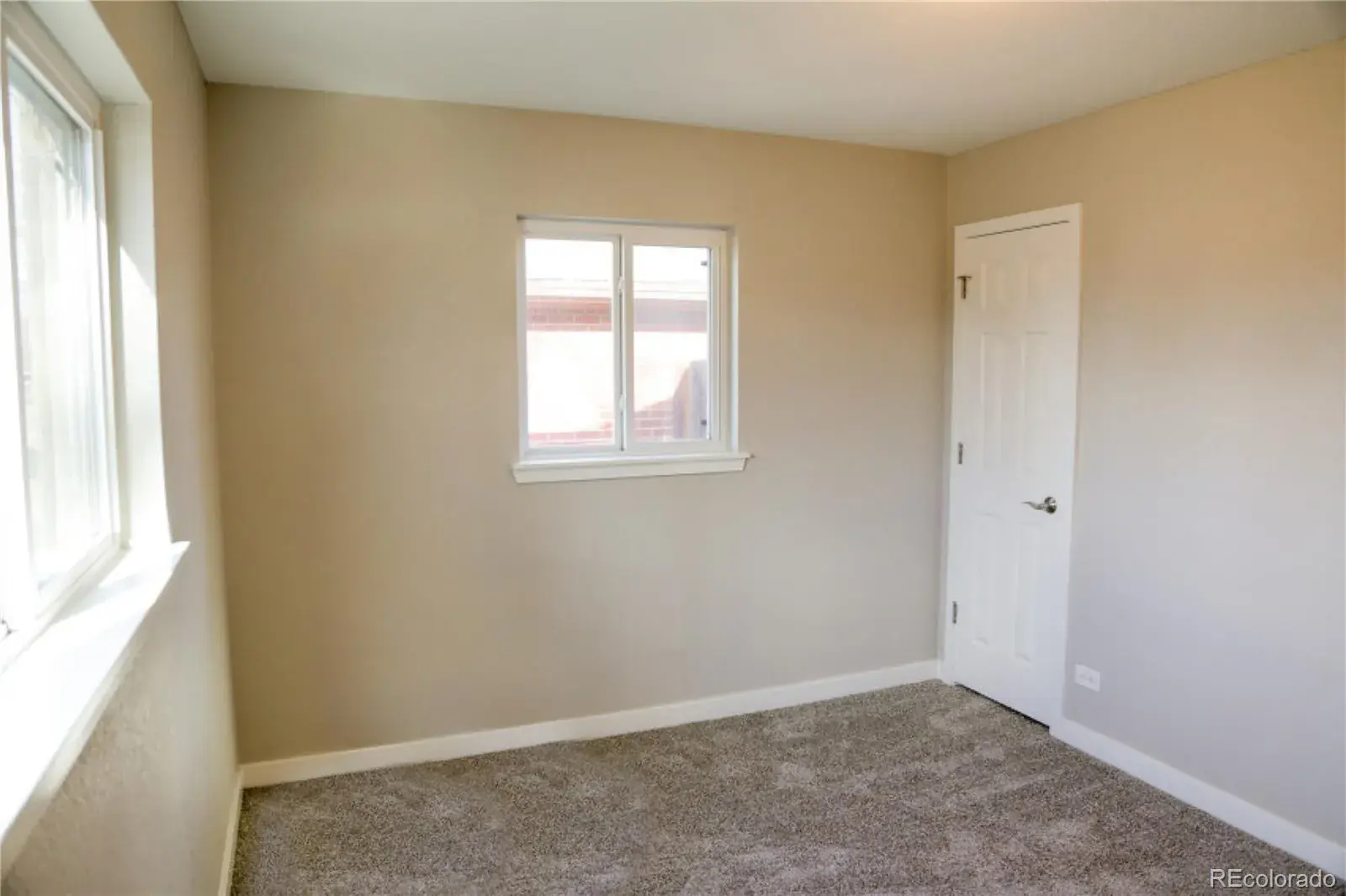 3290 Magnolia Street Denver CO 80207 MLS #REC1562447 02022026172752 1600 16