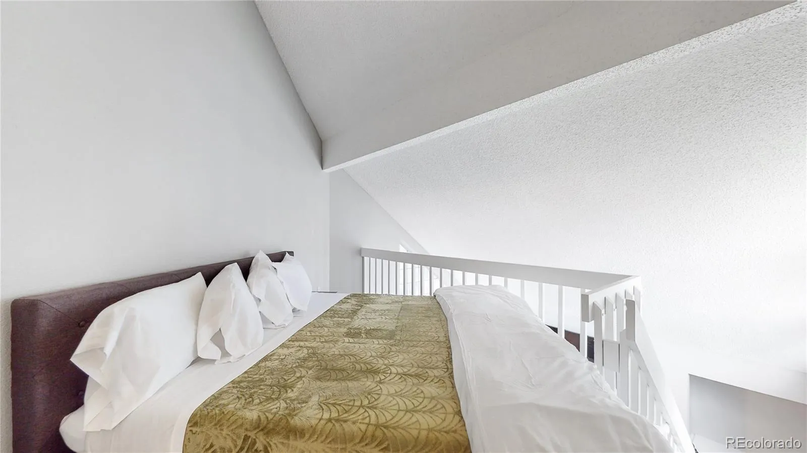 12434 E Tennessee Circle #B Aurora CO 80012 MLS #REC1563967 04142026070404 1600 13