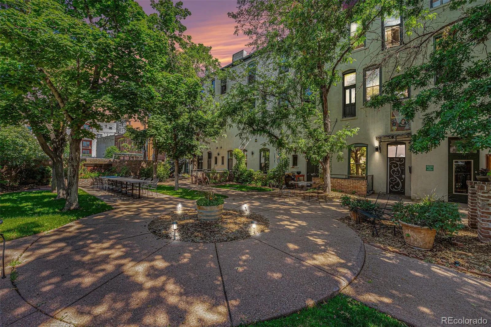 2193 Arapahoe Street #14 Denver CO 80205 MLS #REC1565031 05022026055559 1600 0