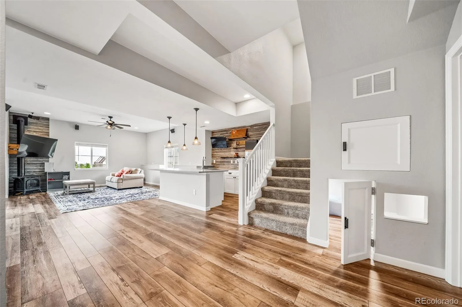 9300 Dunraven Street Arvada CO 80007 MLS #REC1566007 06092026203314 1600 32