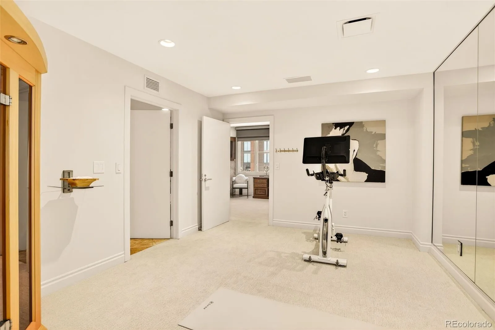 1735 19th Street #7B Denver CO 80202 | MLS #REC1566193 09152026164401 1600 39