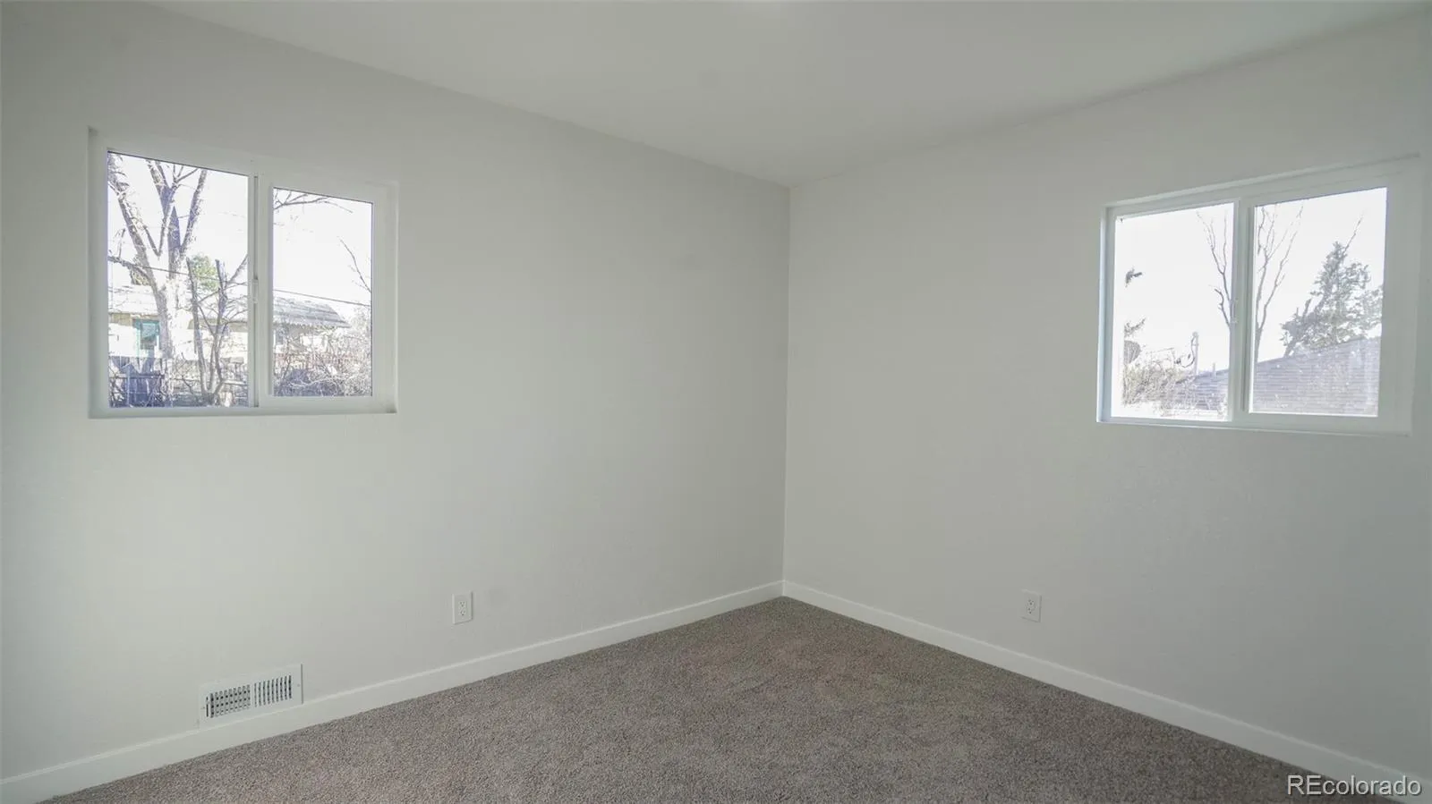 4082 W Eastman Avenue Denver CO 80236 MLS #REC1570778 05132026002407 1600 15