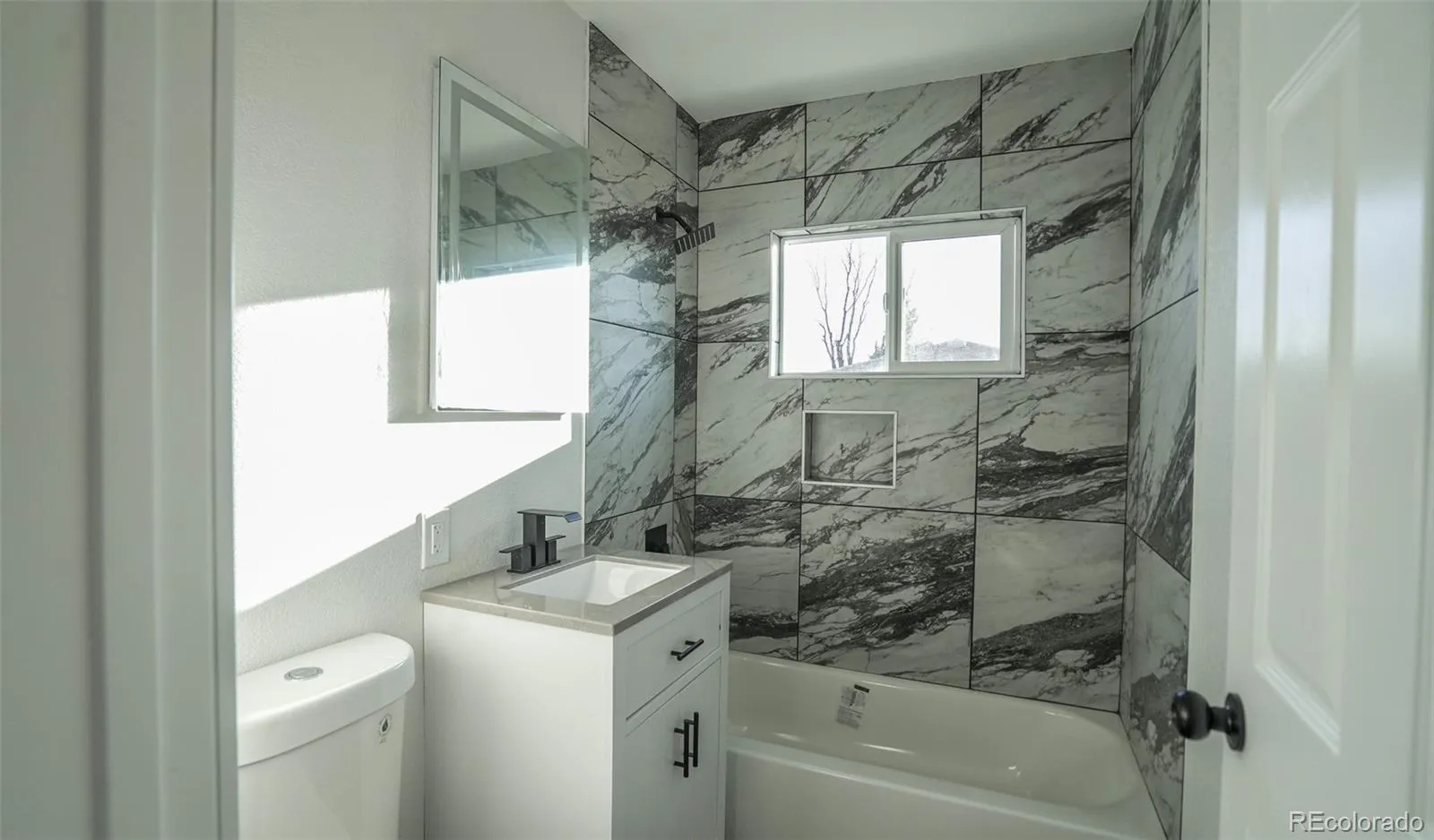 4082 W Eastman Avenue Denver CO 80236 MLS #REC1570778 05132026002407 1600 20