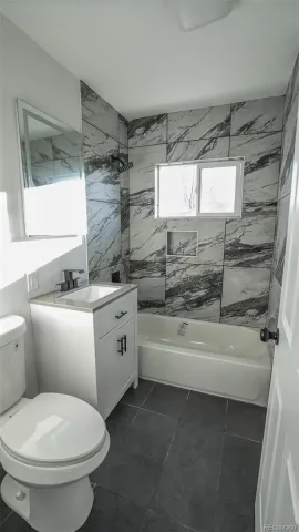4082 W Eastman Avenue Denver CO 80236 MLS #REC1570778 05132026002407 640 19
