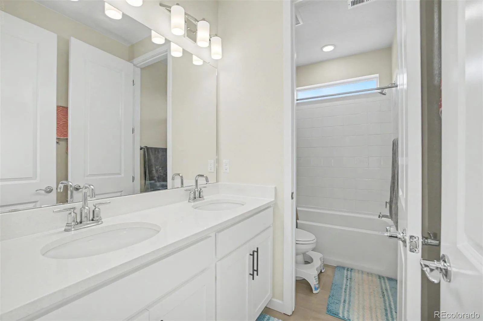 23933 E 39th Avenue Aurora CO 80019 | MLS #REC1573276 08112026215635 1600 27