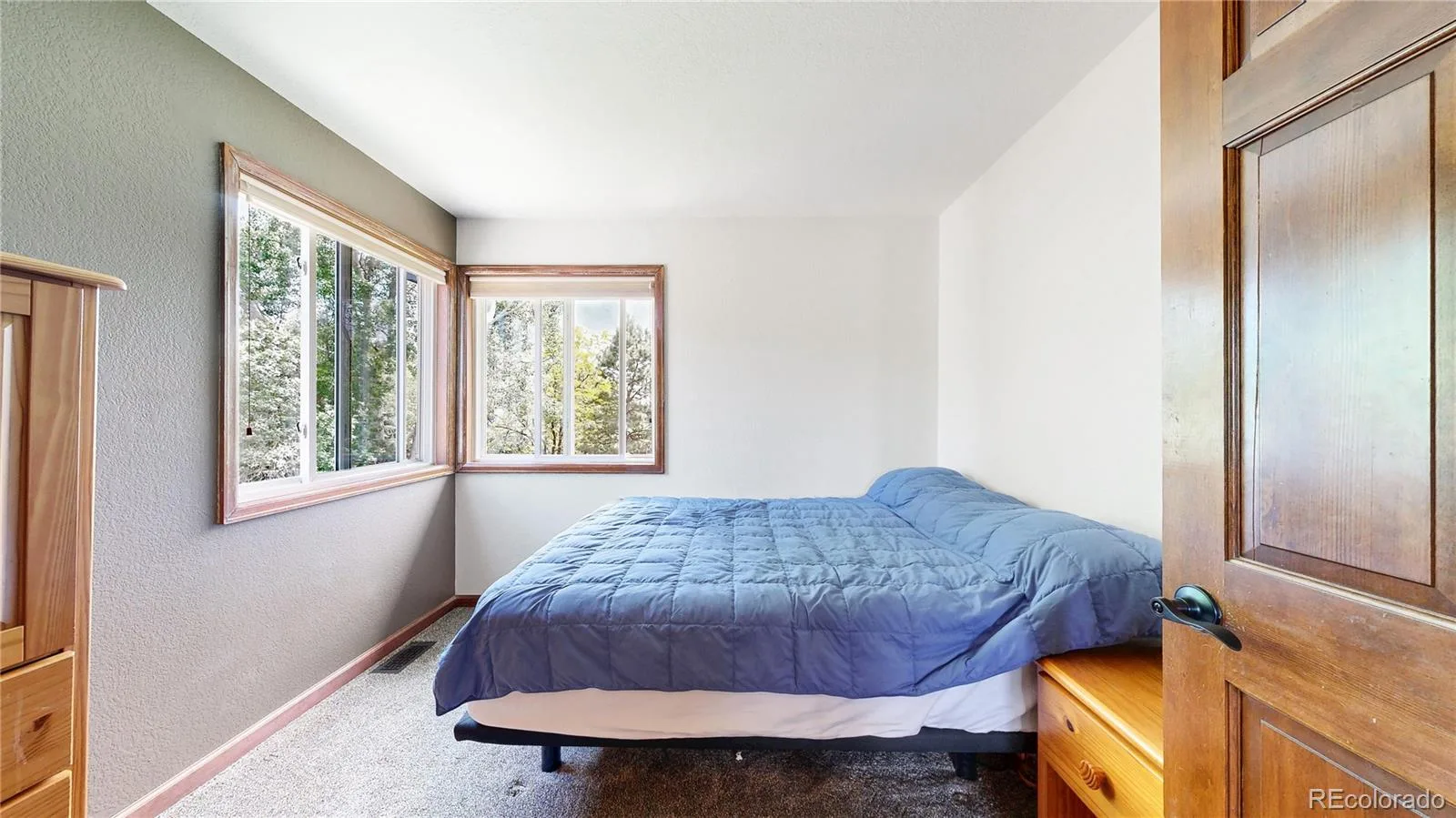 16482 W 55th Place Golden CO 80403 MLS #REC1574174 06092026075032 1600 24