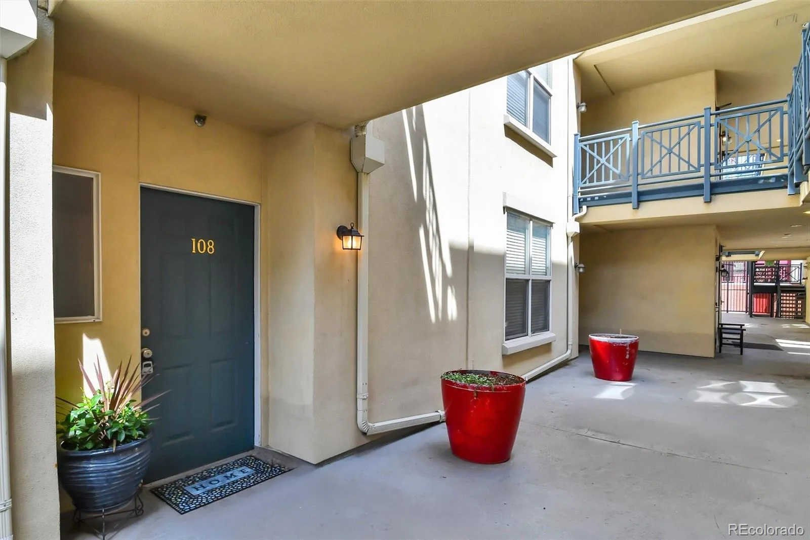 1747 N Pearl Street #108 Denver CO 80203 MLS #REC1574267 06092026074218 1600 32