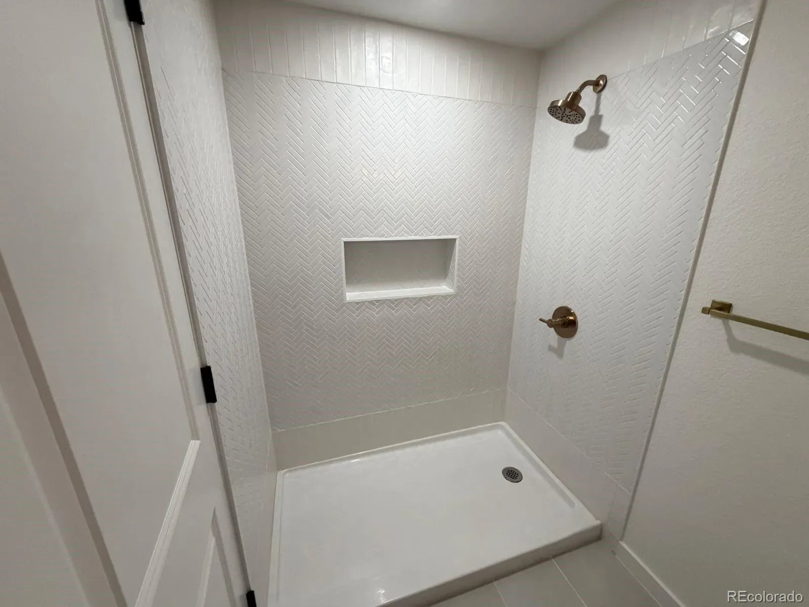 03232026215111 1600 18