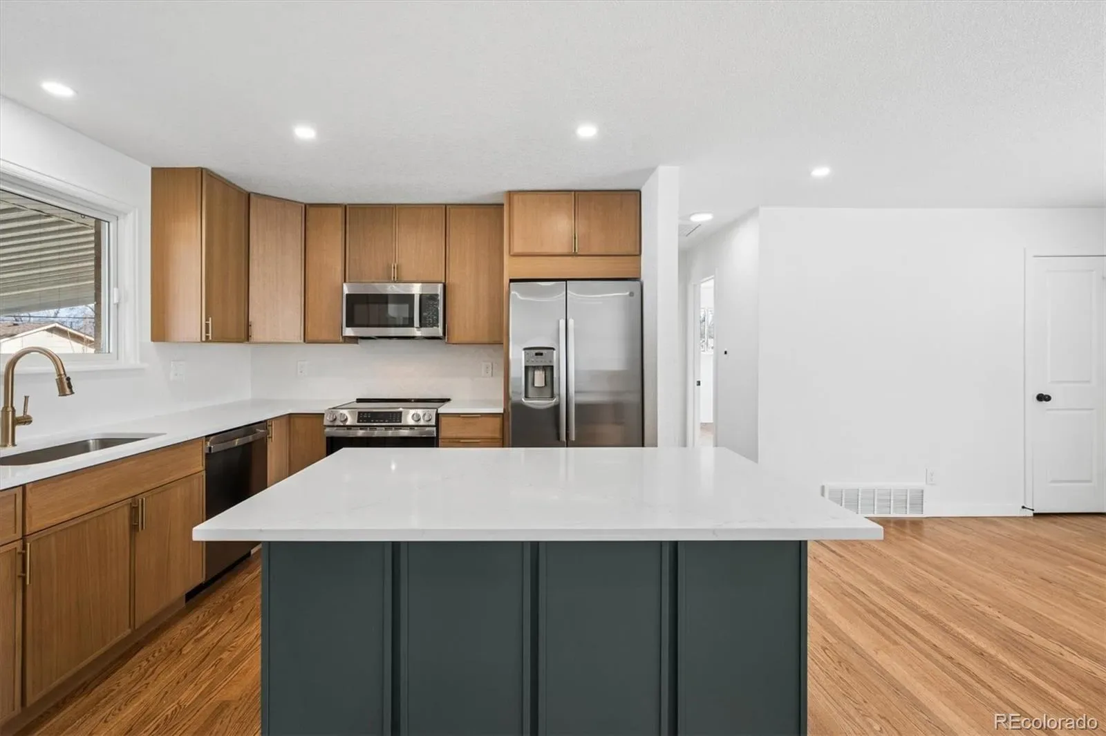 03232026215111 1600 3