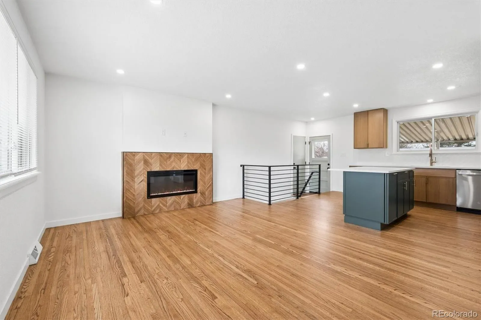 03232026215111 1600 6