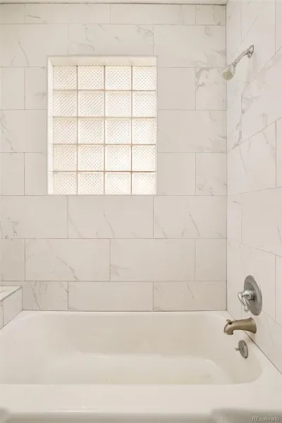 03162026195653 800 16