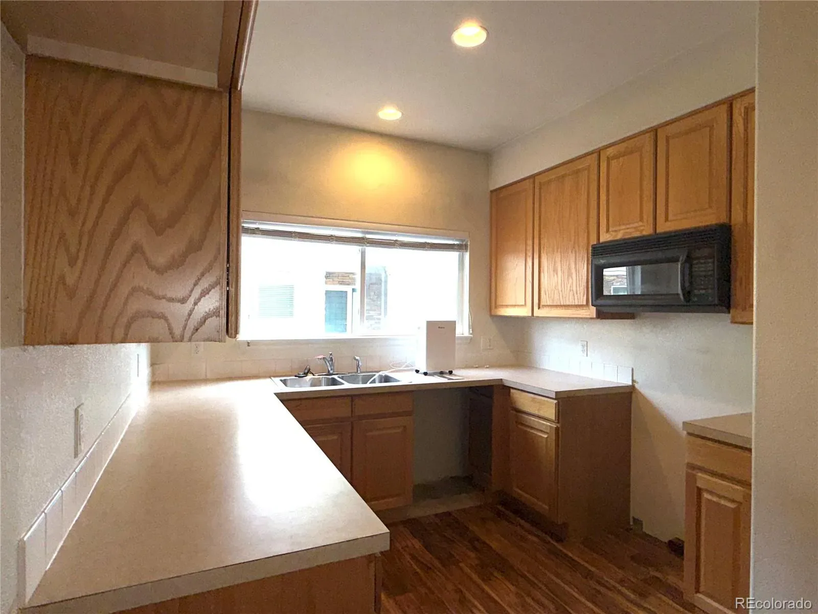 4385 S Balsam Street #2-104 Littleton CO 80123 MLS #REC1574855 03192026172250 1600 3