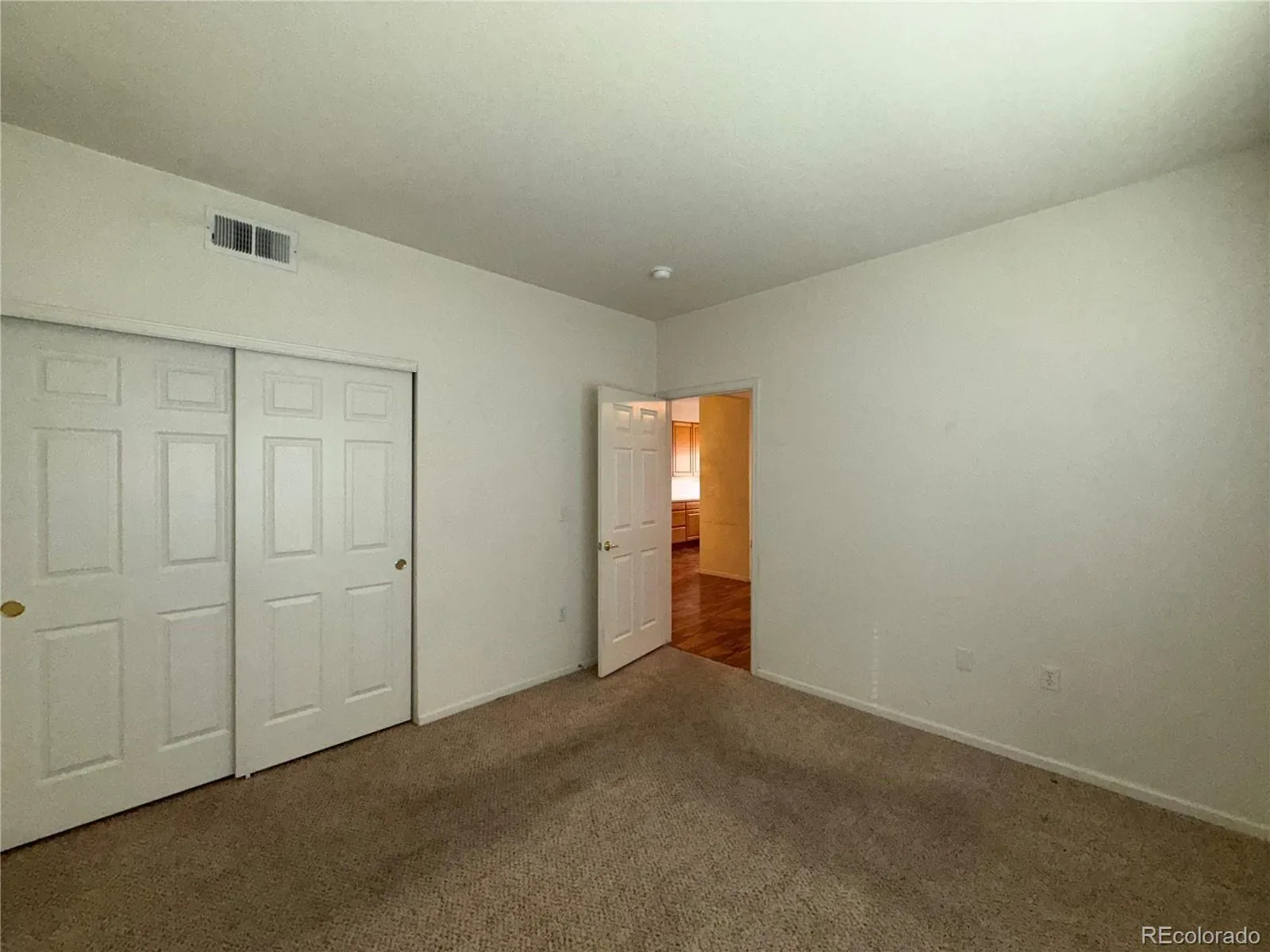 4385 S Balsam Street #2-104 Littleton CO 80123 MLS #REC1574855 03192026172250 1600 6