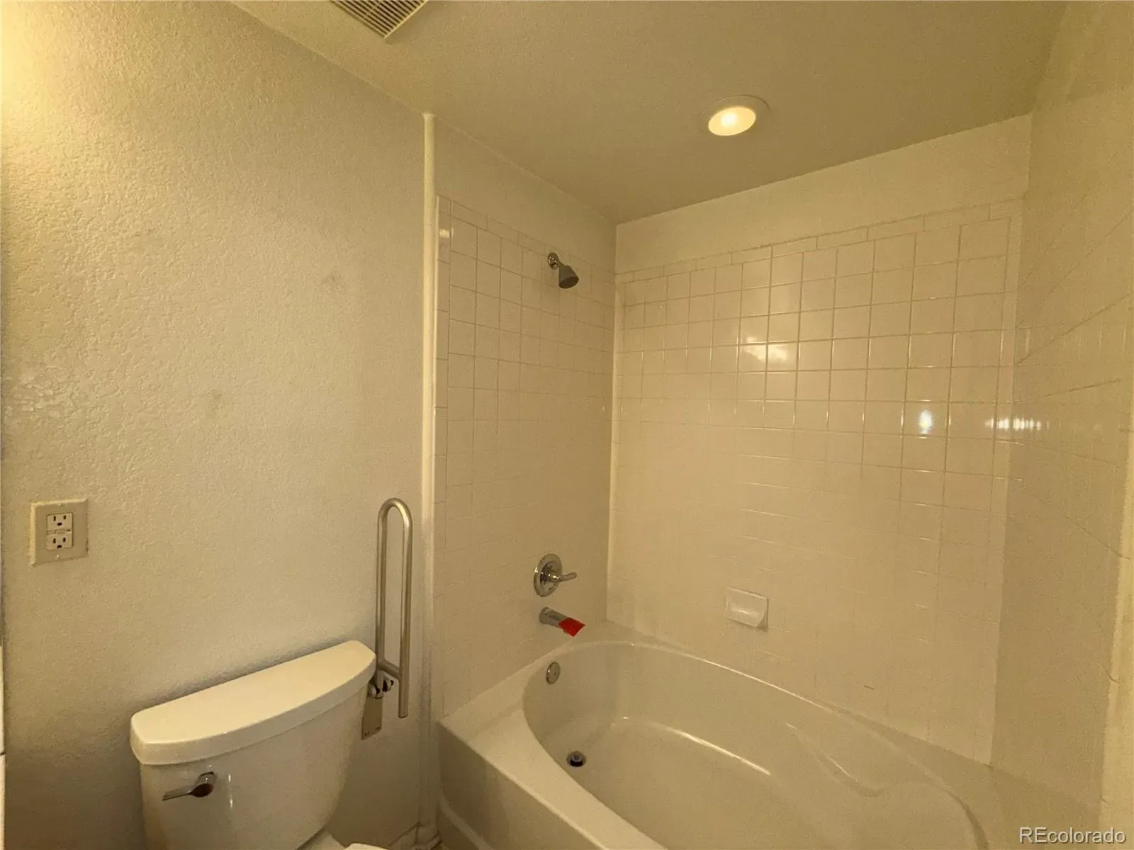 4385 S Balsam Street #2-104 Littleton CO 80123 MLS #REC1574855 03192026172250 1600 9
