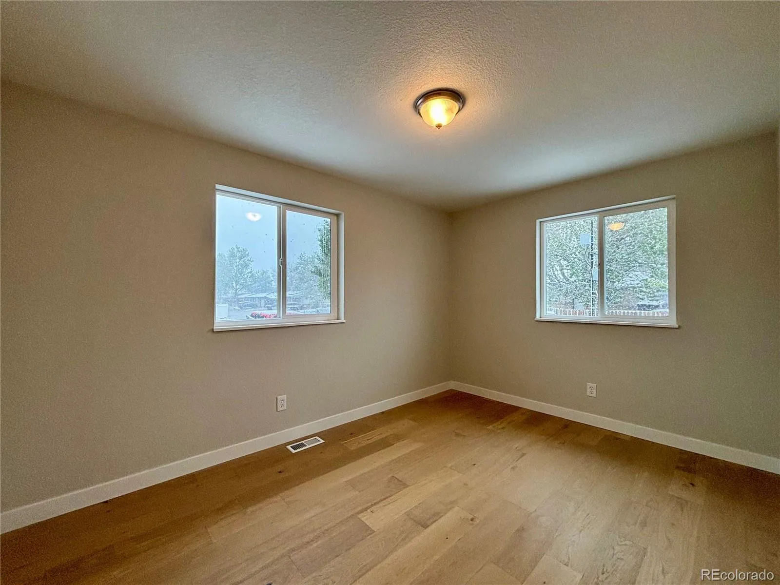 5564 Xapary Way Denver CO 80239 MLS #REC1574886 04222026174913 1600 9