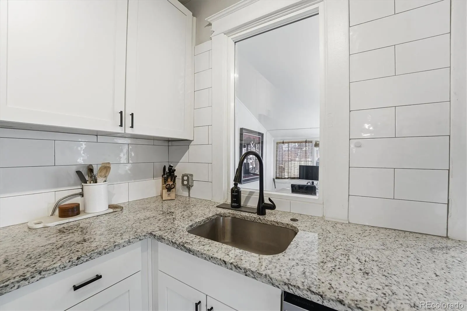 503 S Grant Street Denver CO 80209 MLS #REC1575078 05052026191535 1600 17
