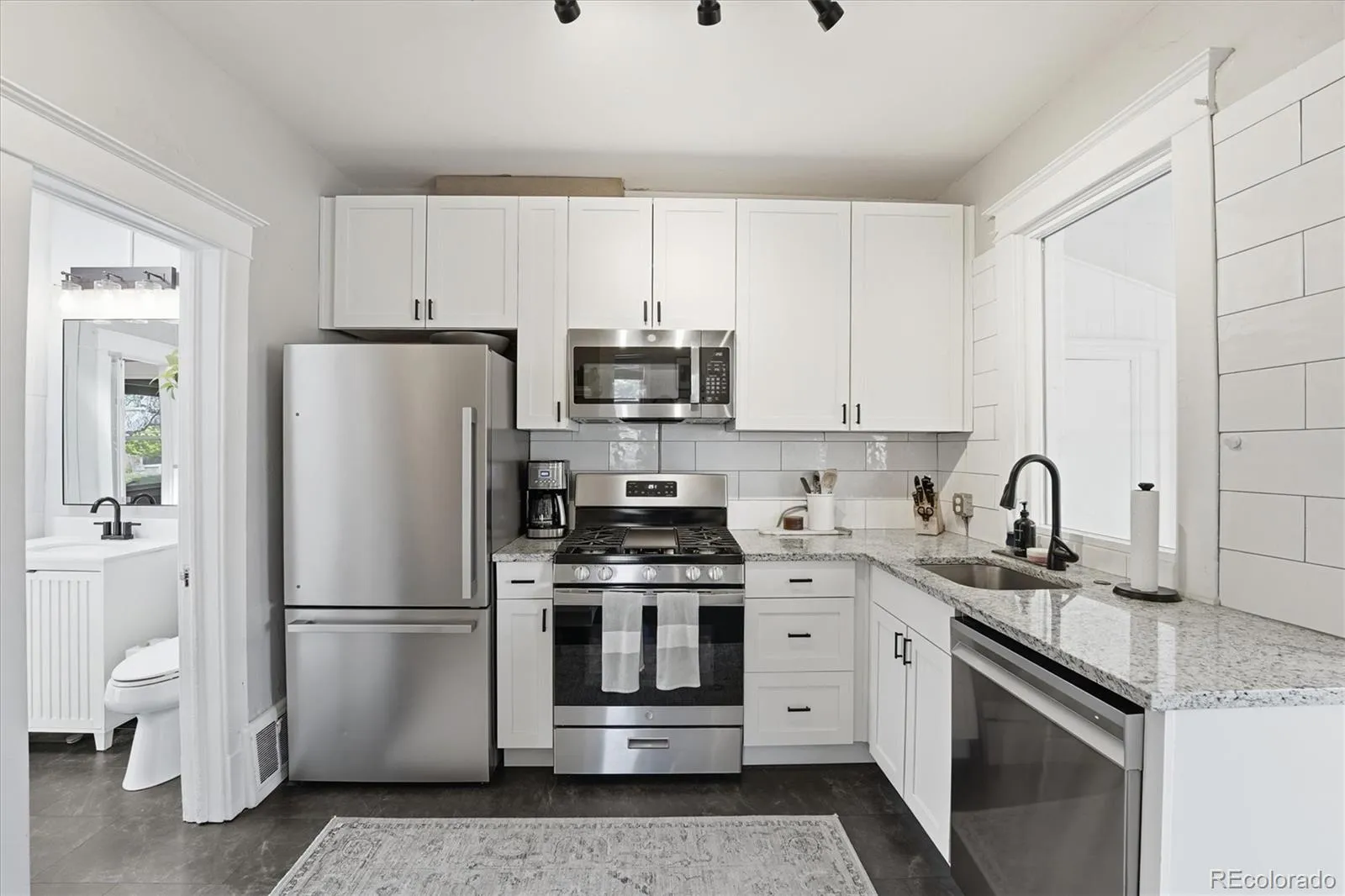 503 S Grant Street Denver CO 80209 MLS #REC1575078 05052026191535 1600 3